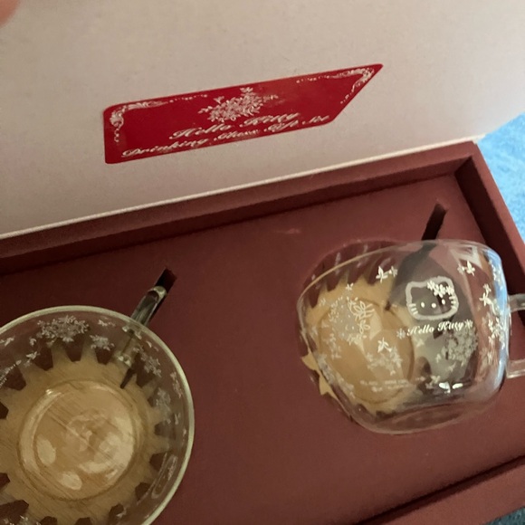 Hello kitty bundle - Picture 3 of 9